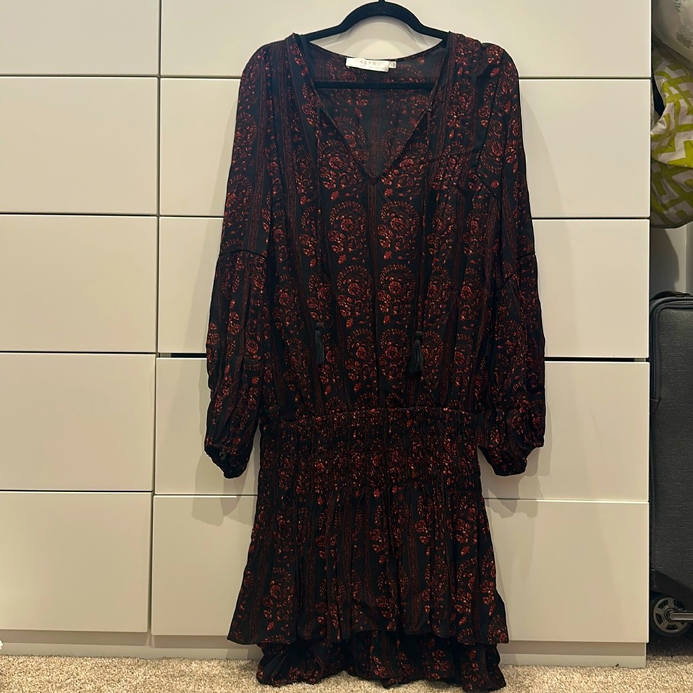 ASTR drop waist dress with lining - Large